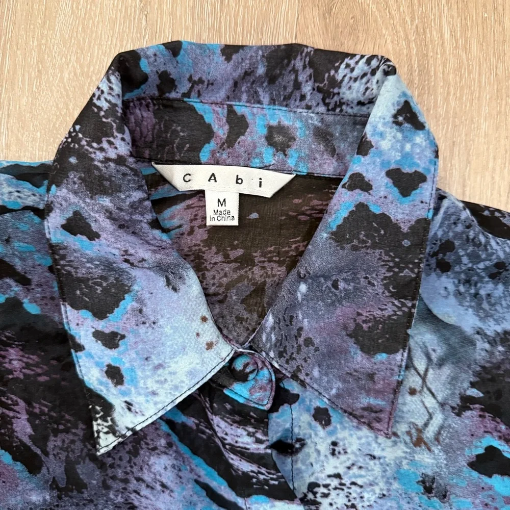 CAbi Sheer Purple and Blue Snakeskin Print Blouse Size M - Picture 2 of 4